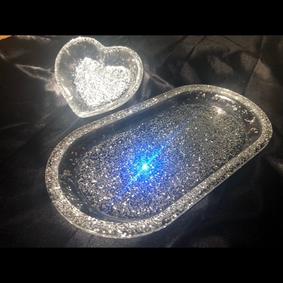 Silver Glitter Glam Tray - DISCOUNTED IMPERFECT - Picture 4 of 13